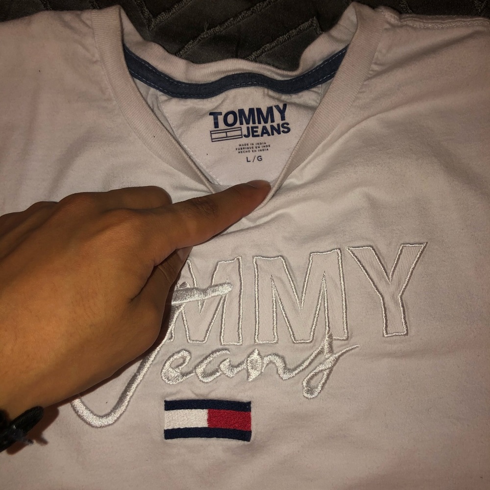 Tommy Hilfiger t shirt